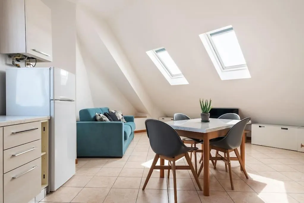 Ferienwohnung Bilocale Quartiere Della Moda Mailand